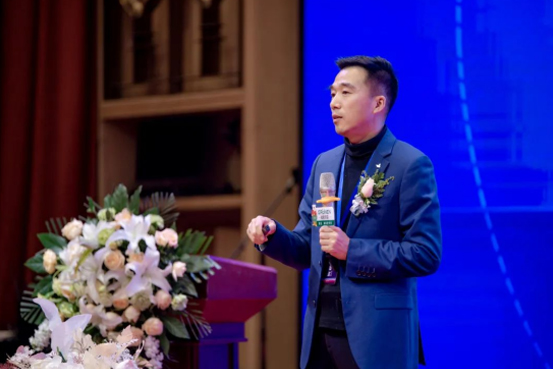 哈尔滨铝包木门窗